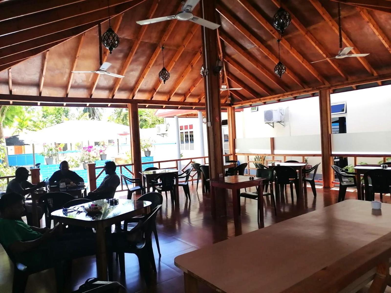 Charming Holiday Lodge- Addu Atoll Meedhoo, Maldives Zewnętrze zdjęcie
