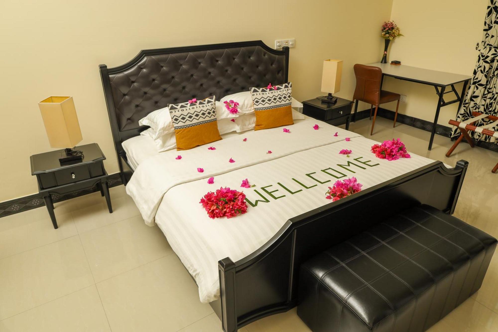 Charming Holiday Lodge- Addu Atoll Meedhoo, Maldives Zewnętrze zdjęcie